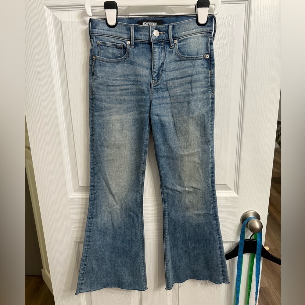 Express Denim Jeans Bell Flare Mid Rise Size 0 Short OS Hippie Boho Festival Raw